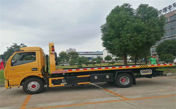 通州定远24小时拖车救援电话号码，定远道路救援公司怎么收费的